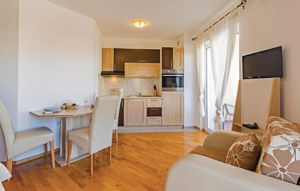 Apartments - Villa Oliva Premantura Eksteriør billede